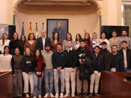 UniRural cierra su edición 2025 con 52 titulados formados en empresas rurales de Extremadura y un...